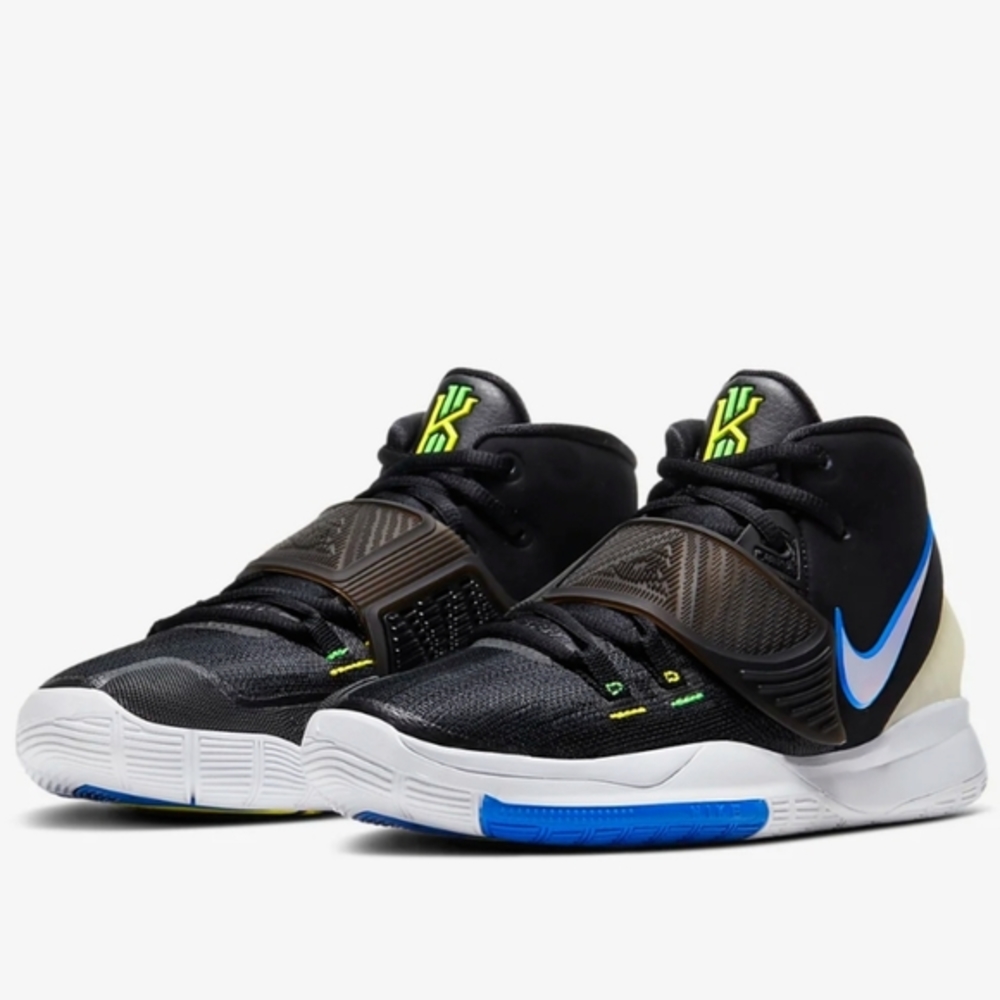 Nike Kyrie basketball athletic gym shoe sneakers